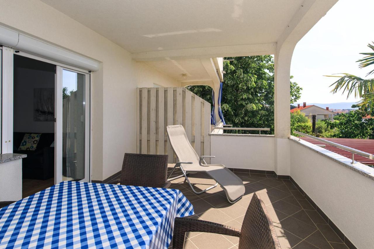 Apartments Oleander Krk Town Exterior foto